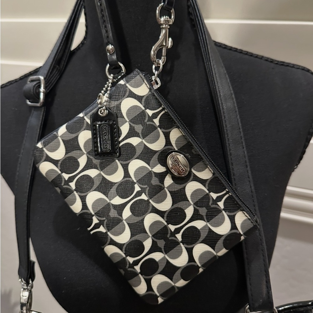 Coach Black & Cream Signature Print Tote with Wristlet - Picture 12 of 16